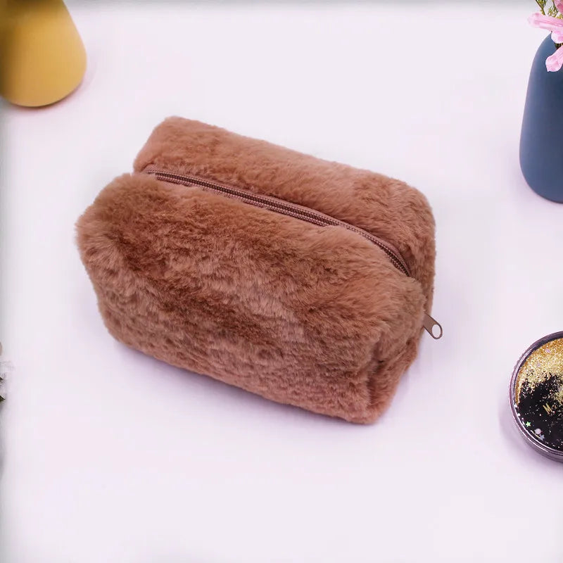Trousse de maquillage en moumoute