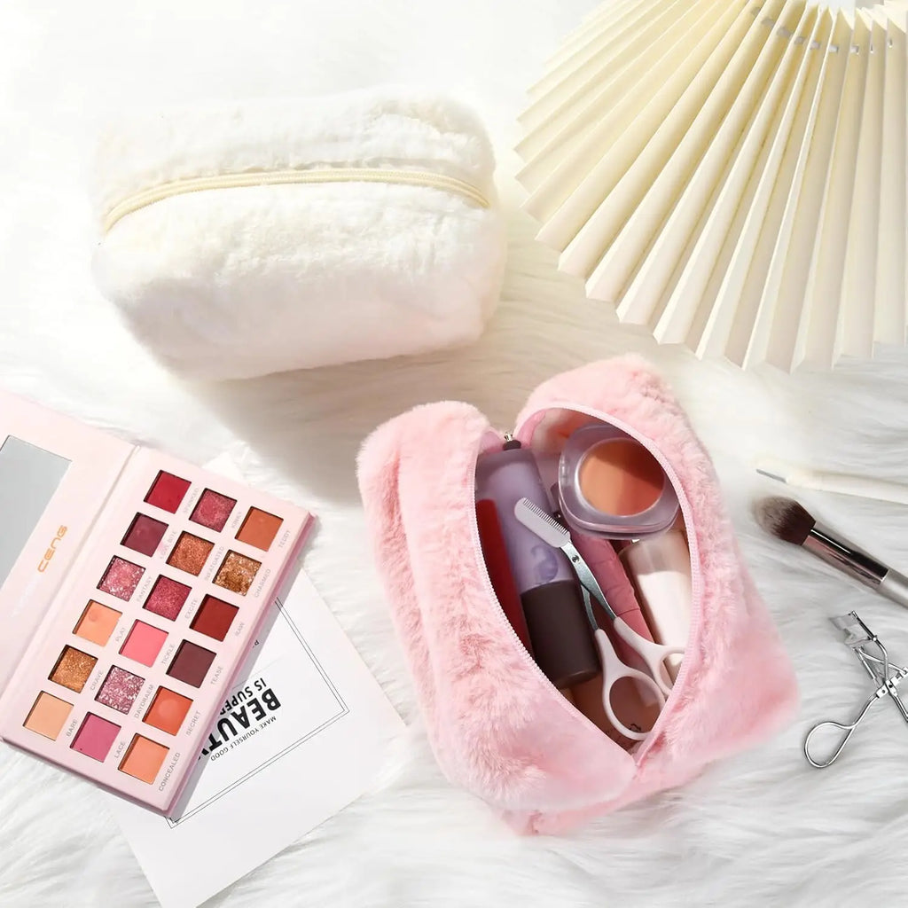 Trousse de maquillage en moumoute